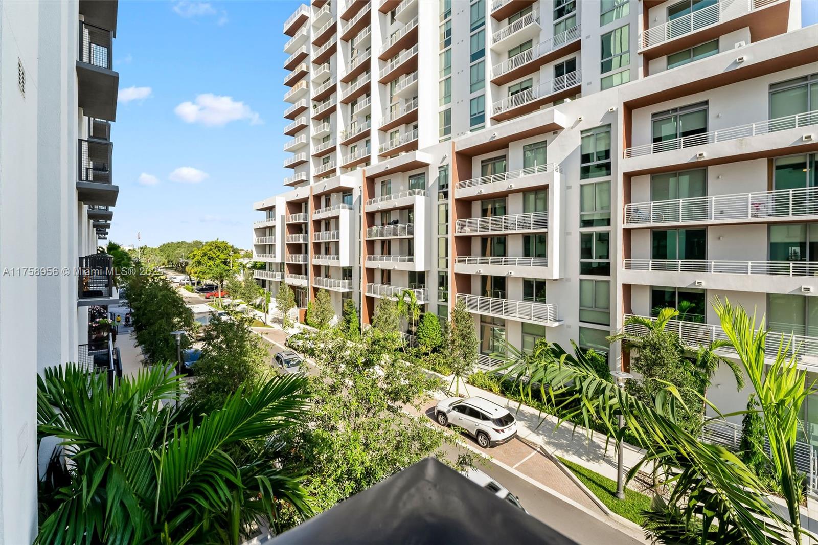 Rental Property at 555 Ne 8th St 0706, Fort Lauderdale, Broward County, Florida - Bedrooms: 3 
Bathrooms: 2  - $3,624 MO.