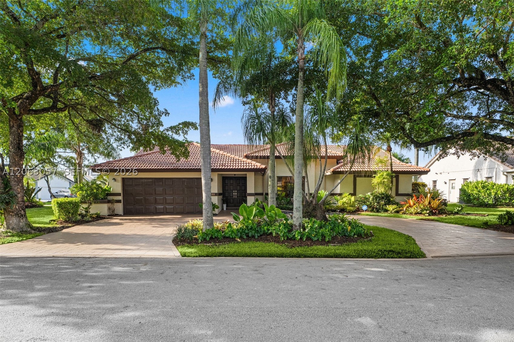 8308 NW 74th St