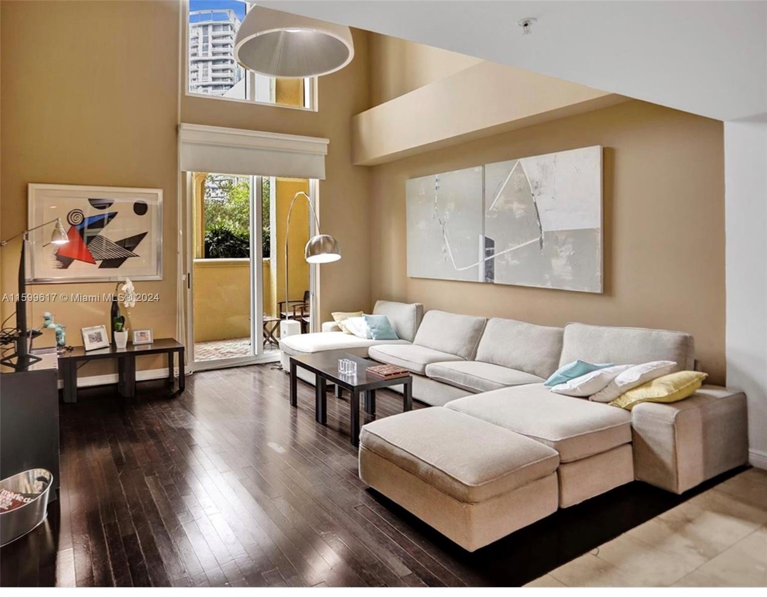 DUO CONDOMINIUM EAST - Residential