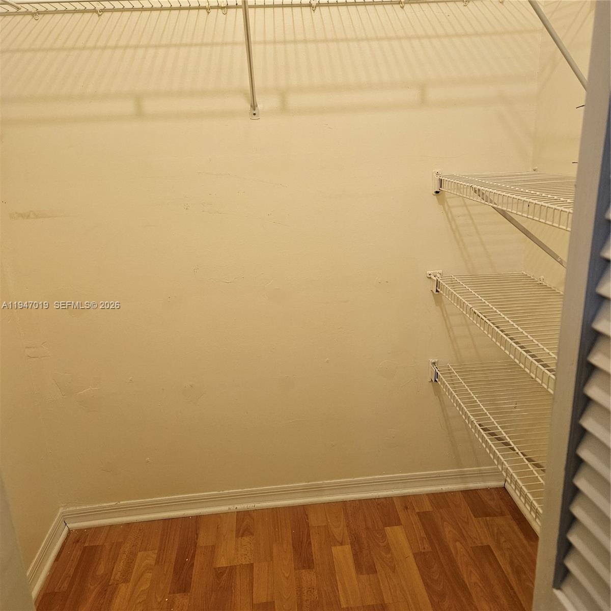 KENDALE LAKES NORTH SEC 9 - Residential