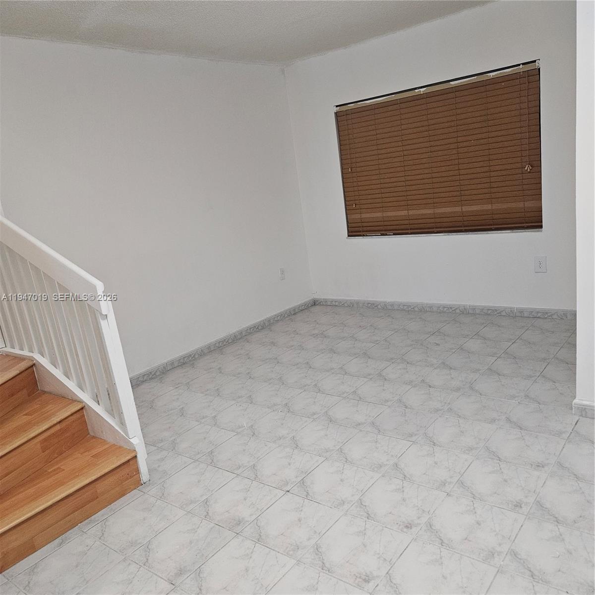 KENDALE LAKES NORTH SEC 9 - Residential