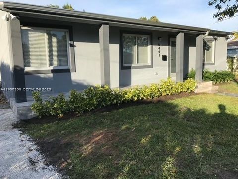 View photos, virtual tours, details... 6441 SW 30th St Miami FL 33155