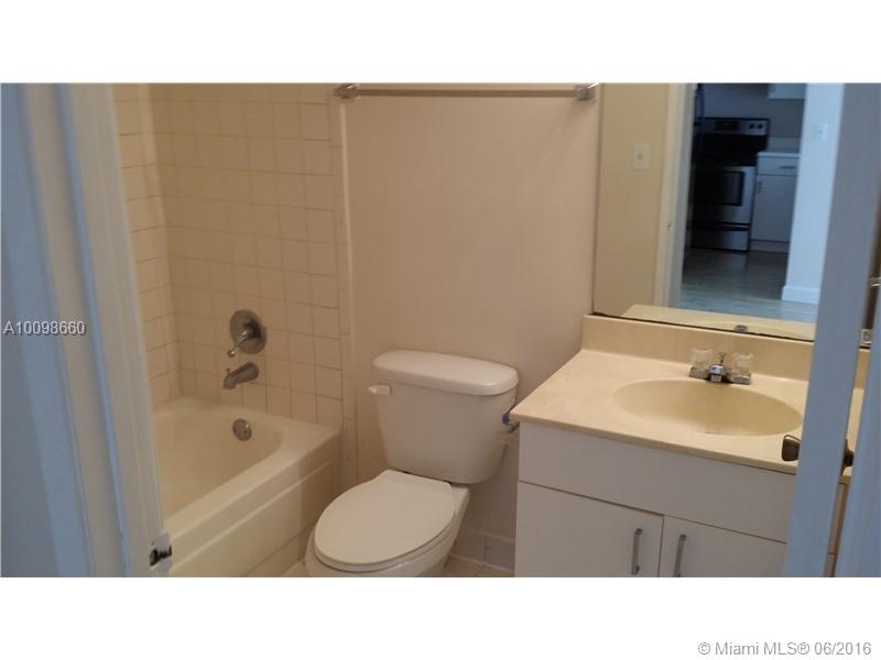 MADISON DOWNTOWN CONDO - Residential Lease