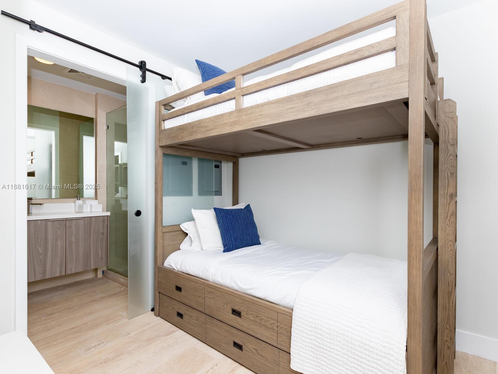 OCEANA KEY BISCAYNE CONDO - Residential