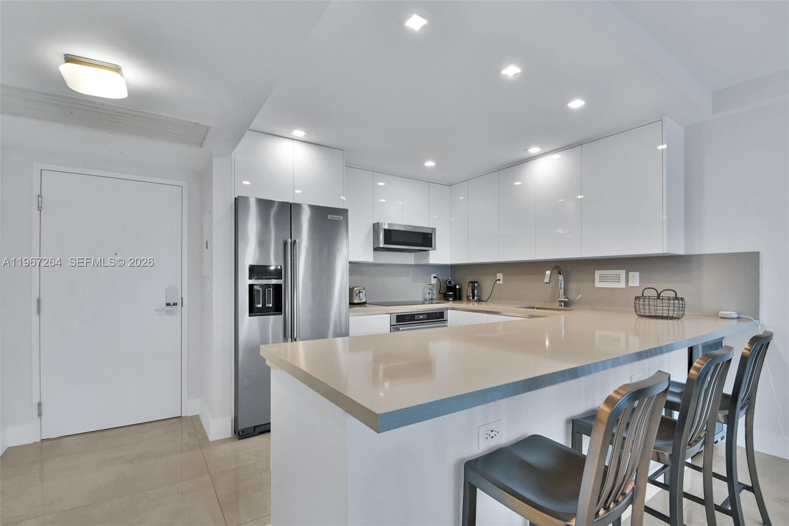 RONEY PALACE CONDO - Residential