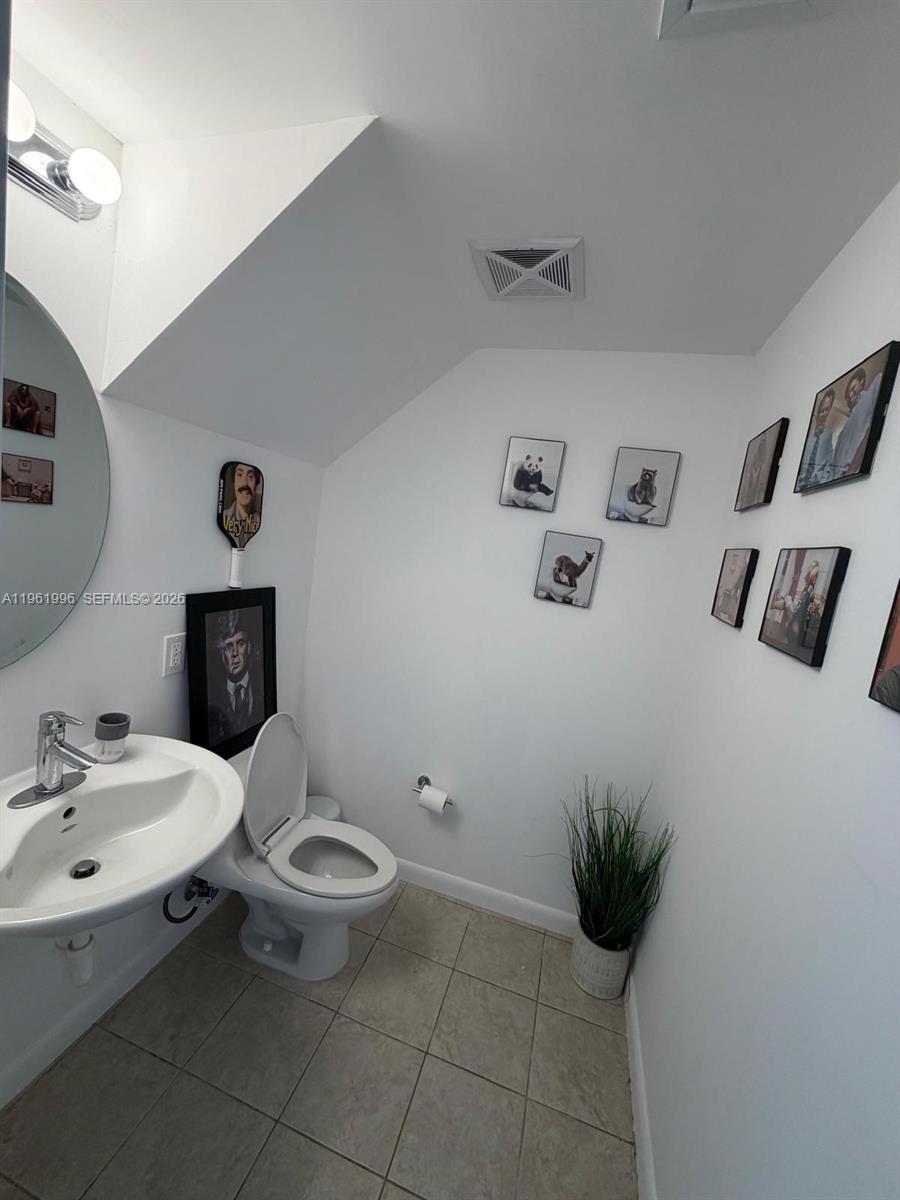 INFINITY AT BRICKELL COND - Residential