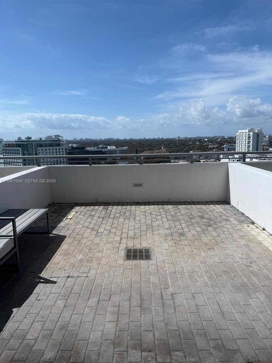 INFINITY AT BRICKELL COND - Residential