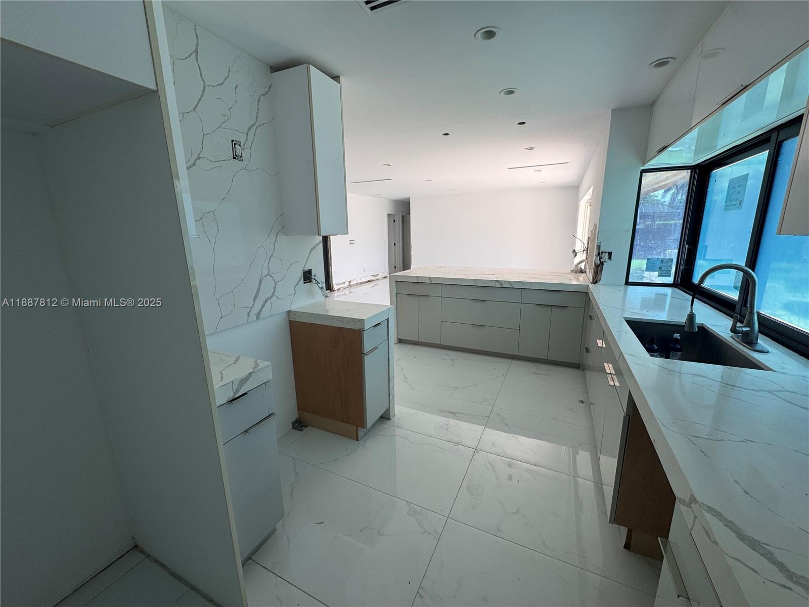 STEESDALE PART 1 - Residential Lease