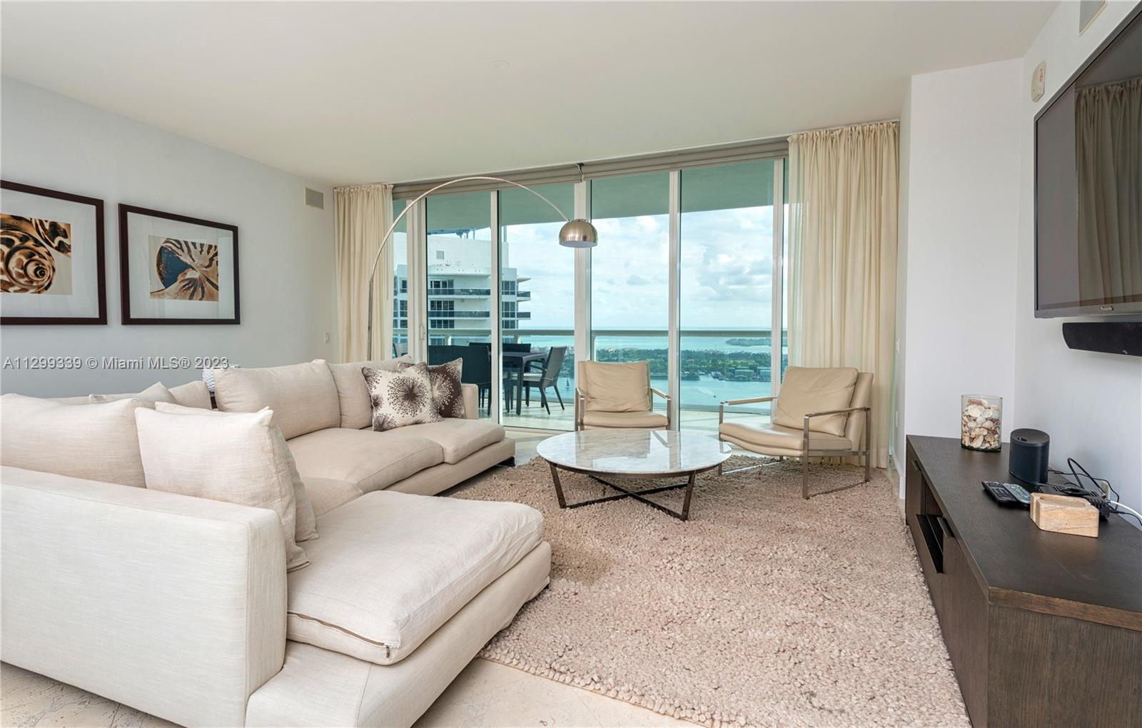 ICON CONDO - Residential