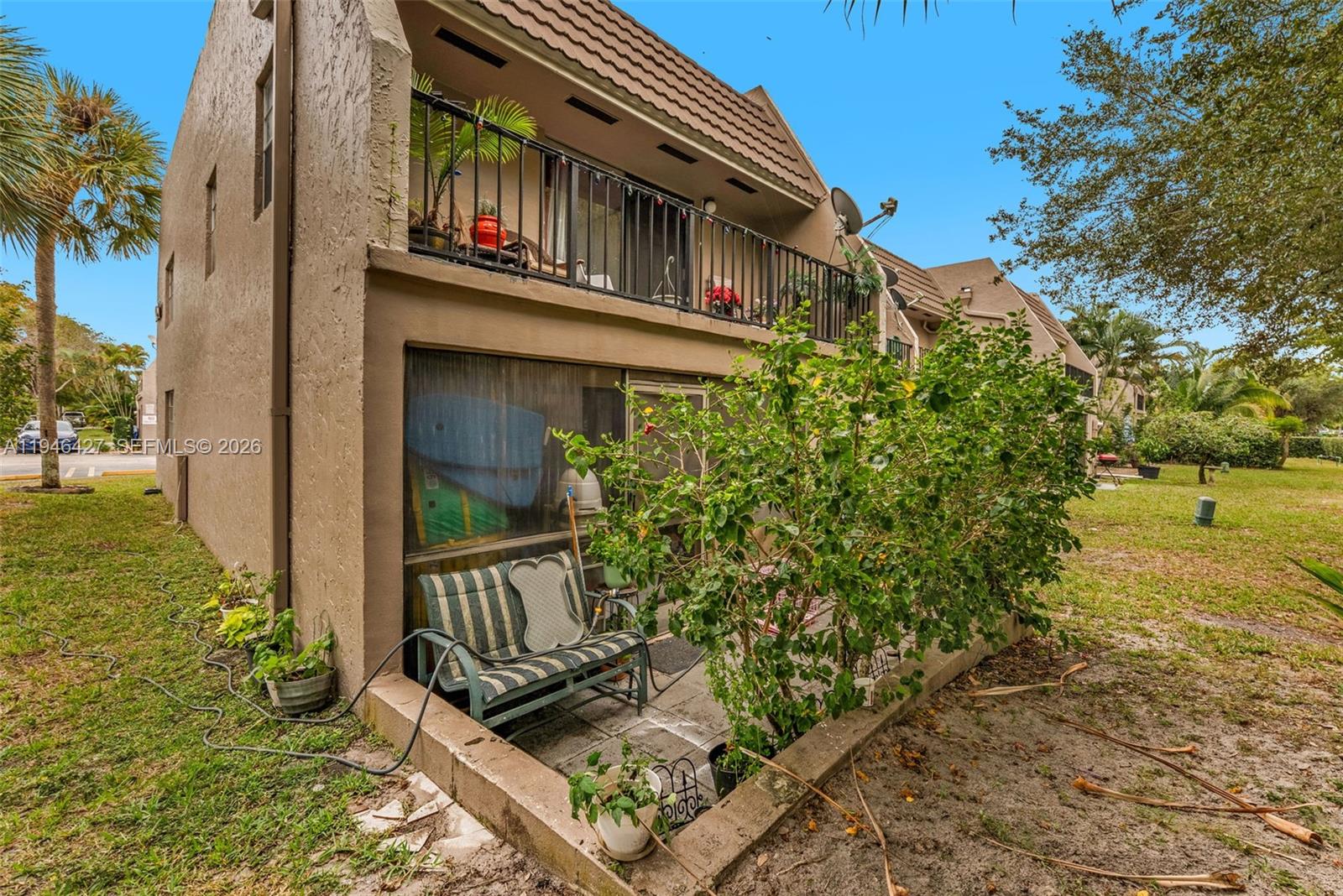 COUNTRY VILLAGE CONDO - Residential