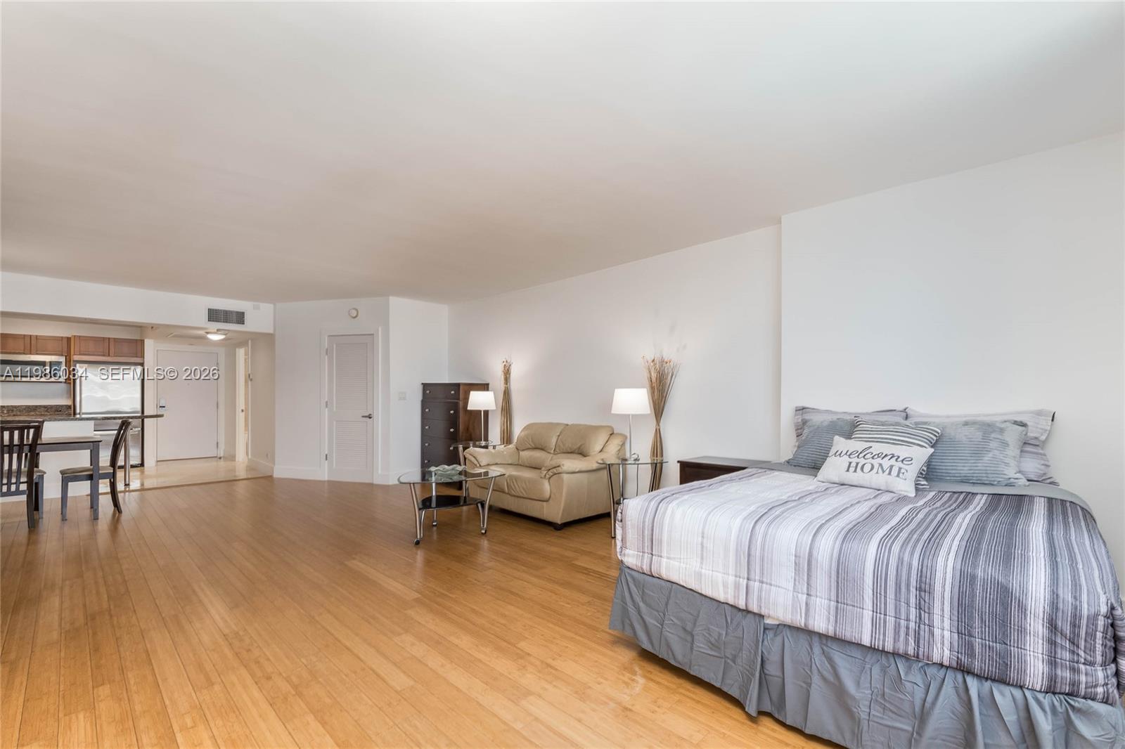 RONEY PALACE CONDO - Residential