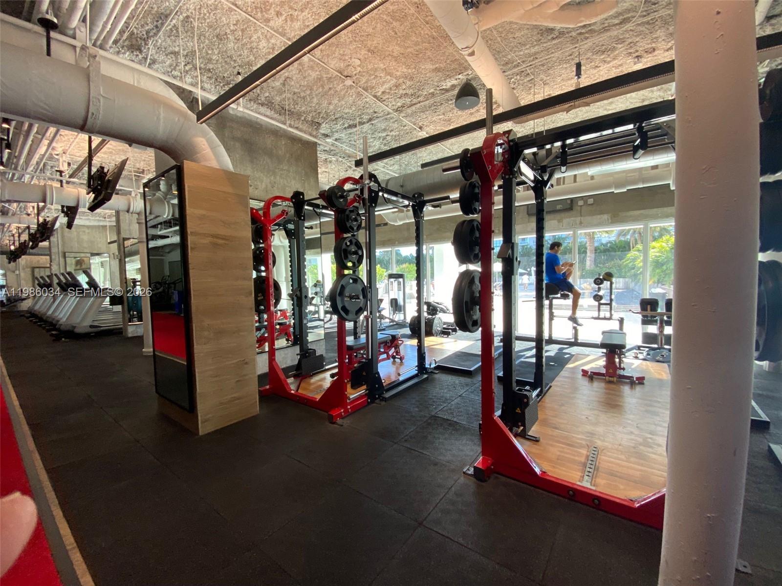 RONEY PALACE CONDO - Residential