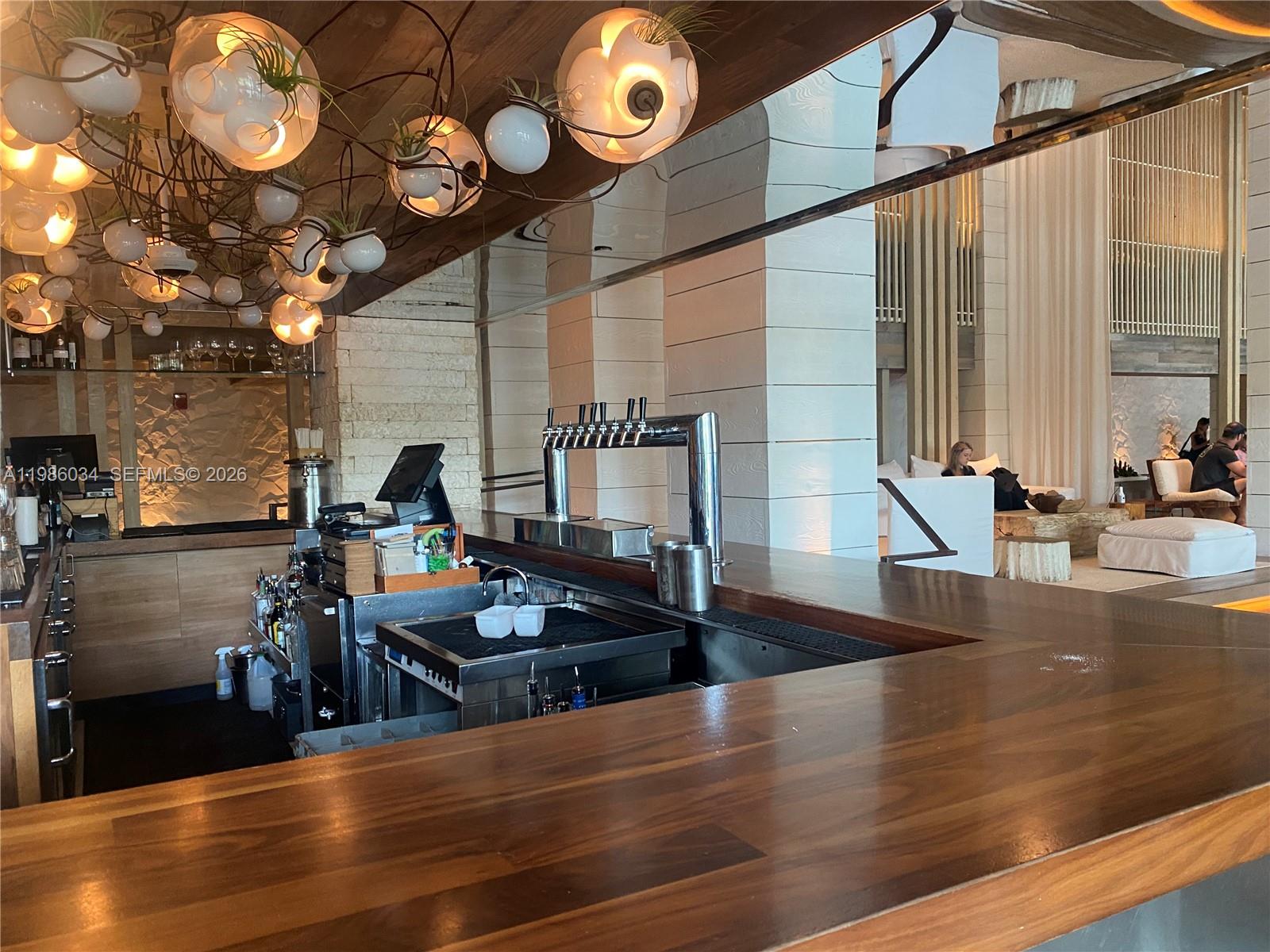 RONEY PALACE CONDO - Residential