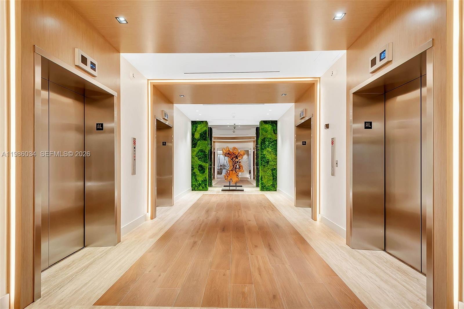 RONEY PALACE CONDO - Residential