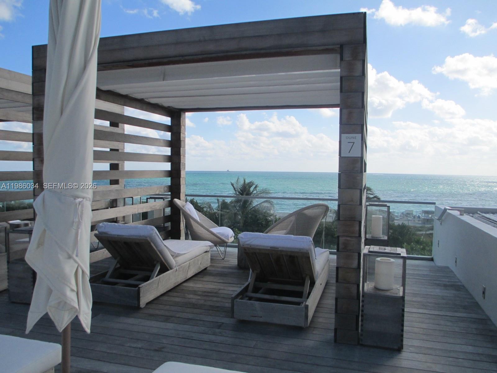 RONEY PALACE CONDO - Residential