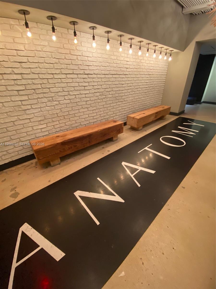 RONEY PALACE CONDO - Residential