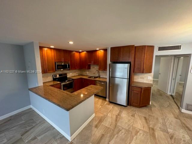 KINGS POINT BRITTANY COND - Residential Lease