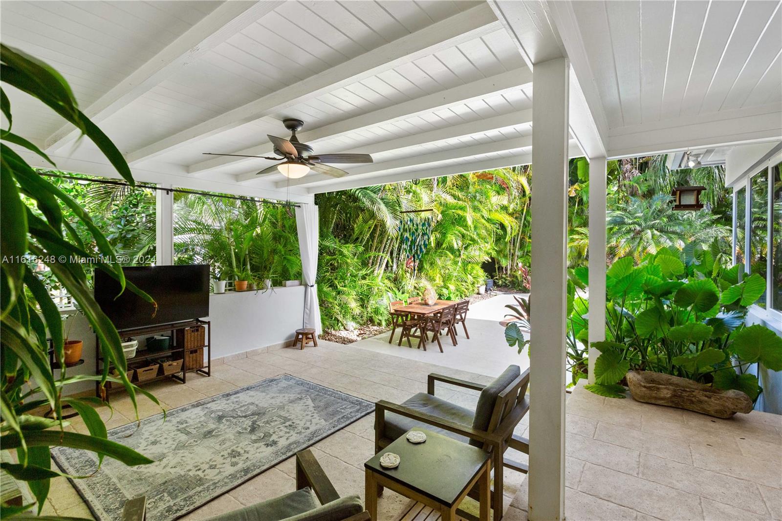 CORAL GABLES RIVIERA SEC - Residential