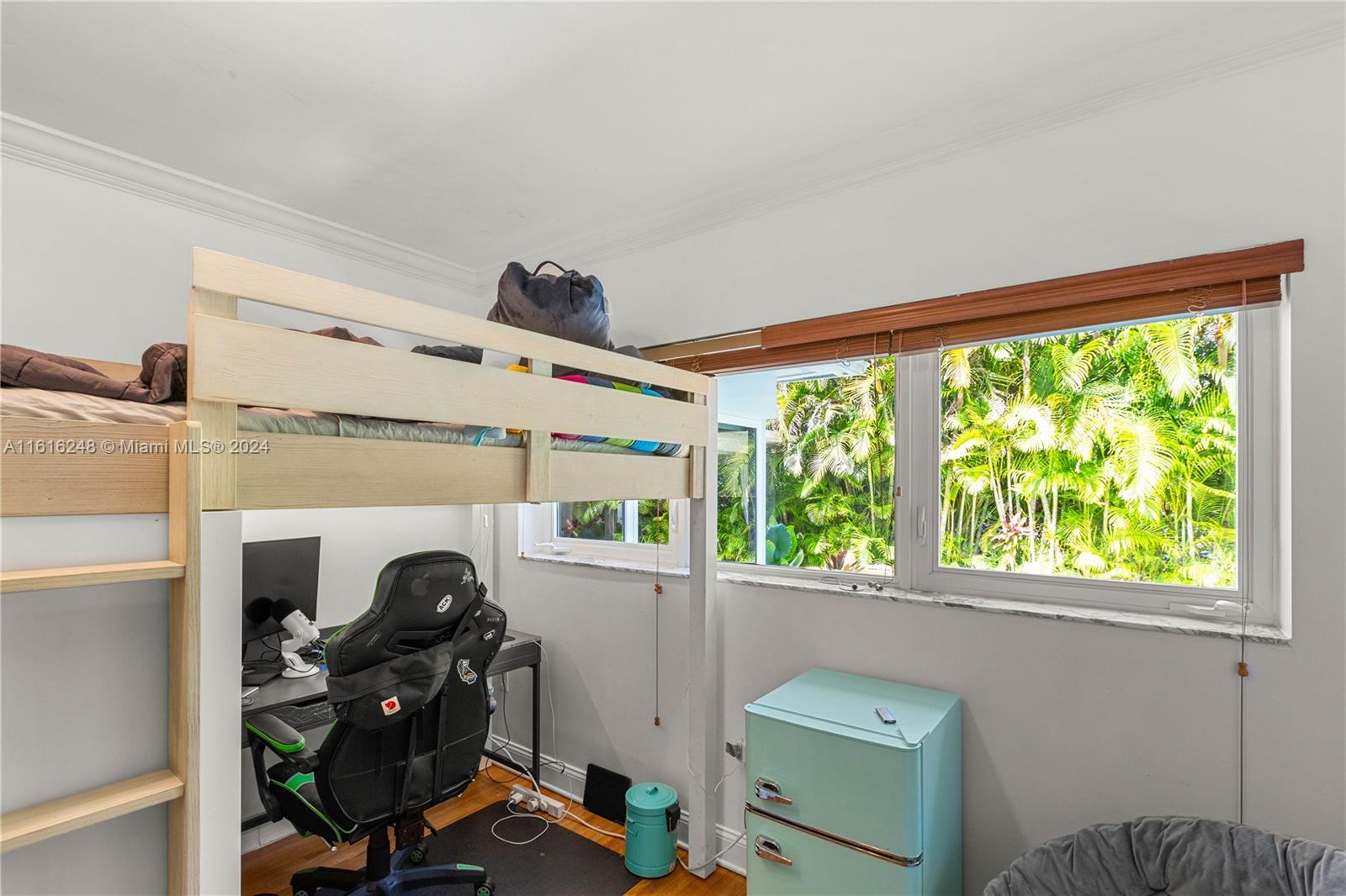 CORAL GABLES RIVIERA SEC - Residential