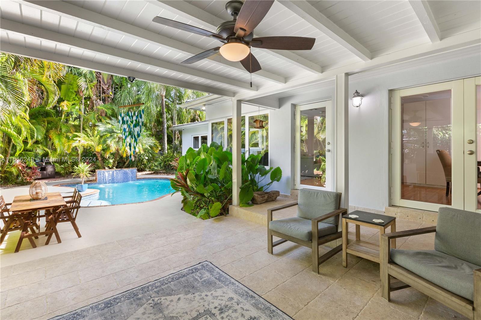 CORAL GABLES RIVIERA SEC - Residential