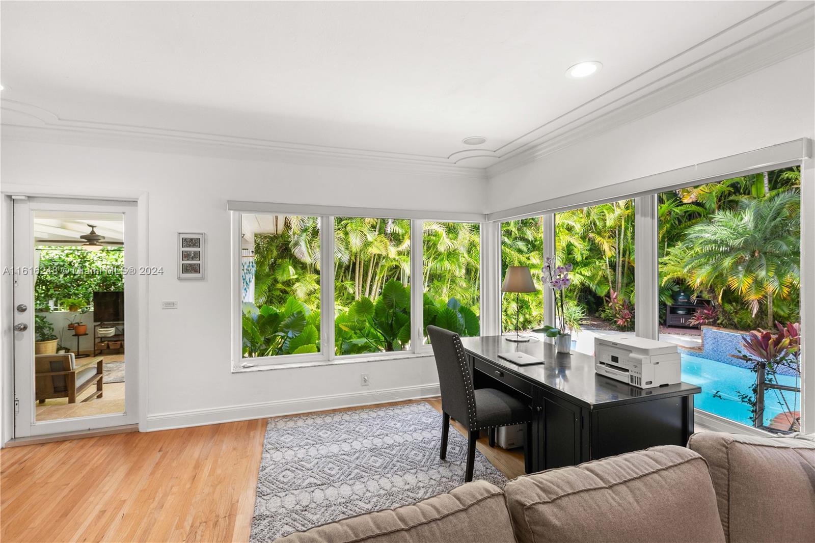 CORAL GABLES RIVIERA SEC - Residential