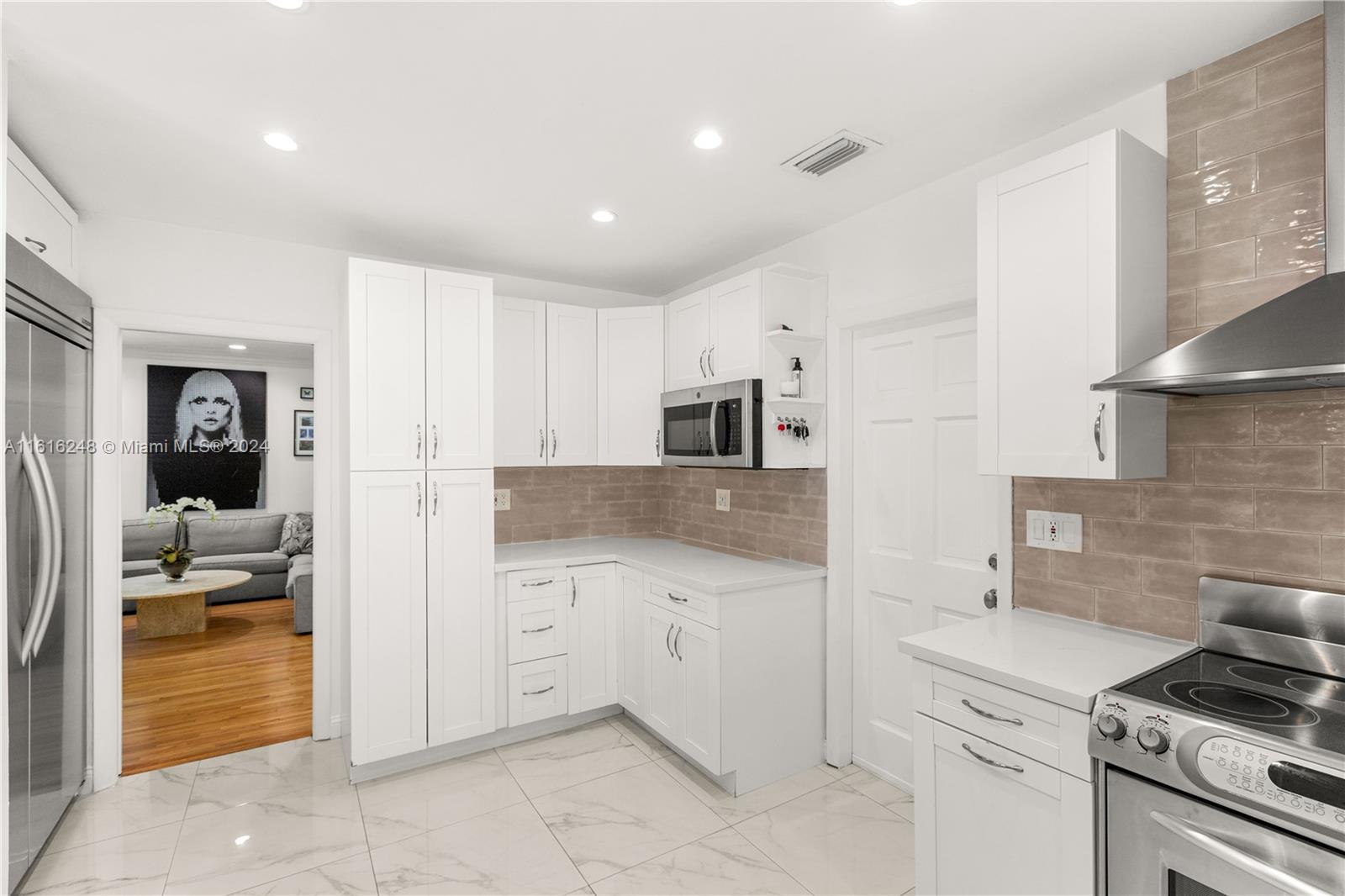 CORAL GABLES RIVIERA SEC - Residential