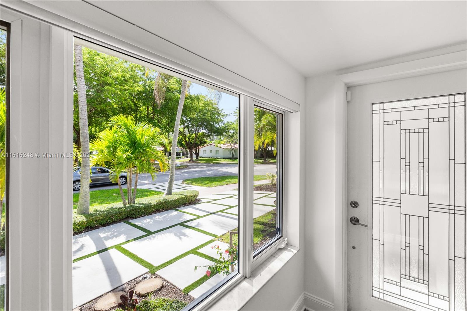 CORAL GABLES RIVIERA SEC - Residential