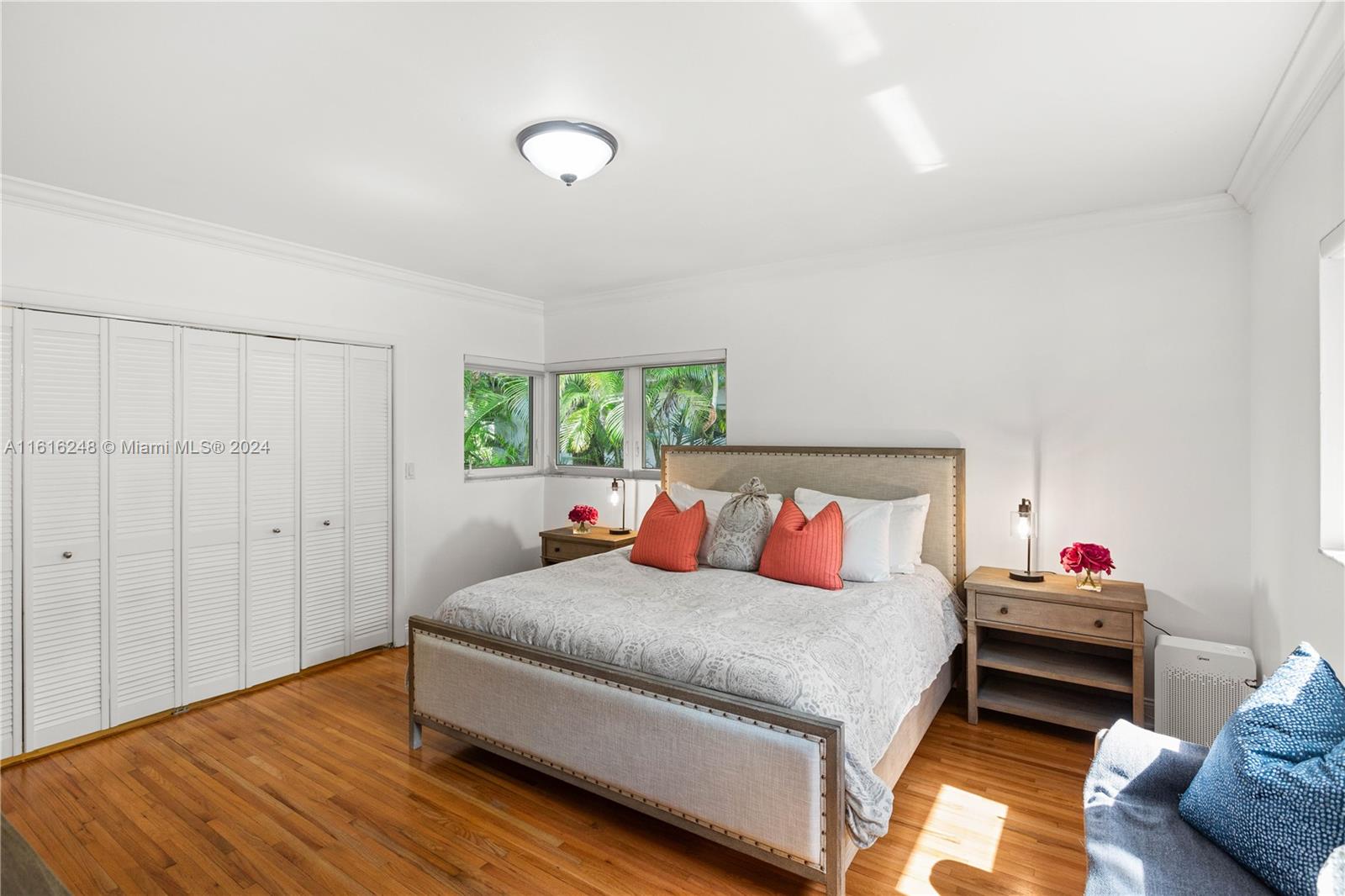 CORAL GABLES RIVIERA SEC - Residential