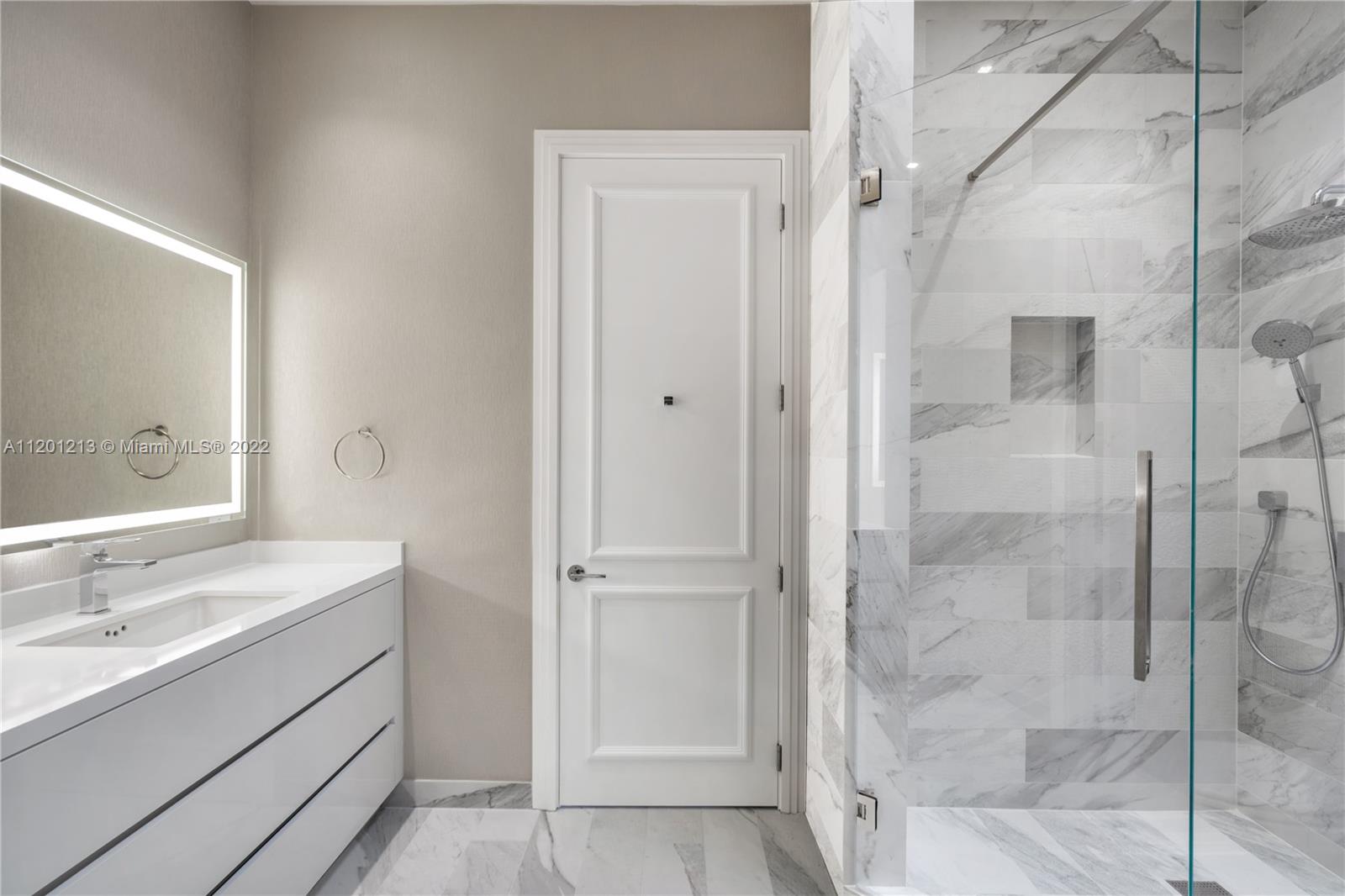 AVENTURA 13TH ADDN - Residential