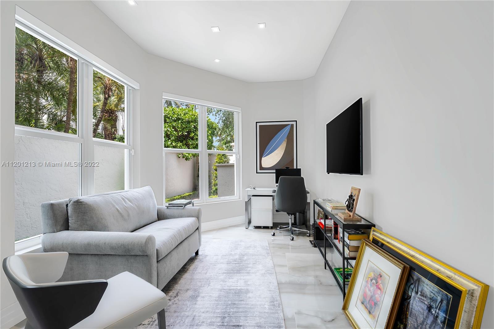 AVENTURA 13TH ADDN - Residential