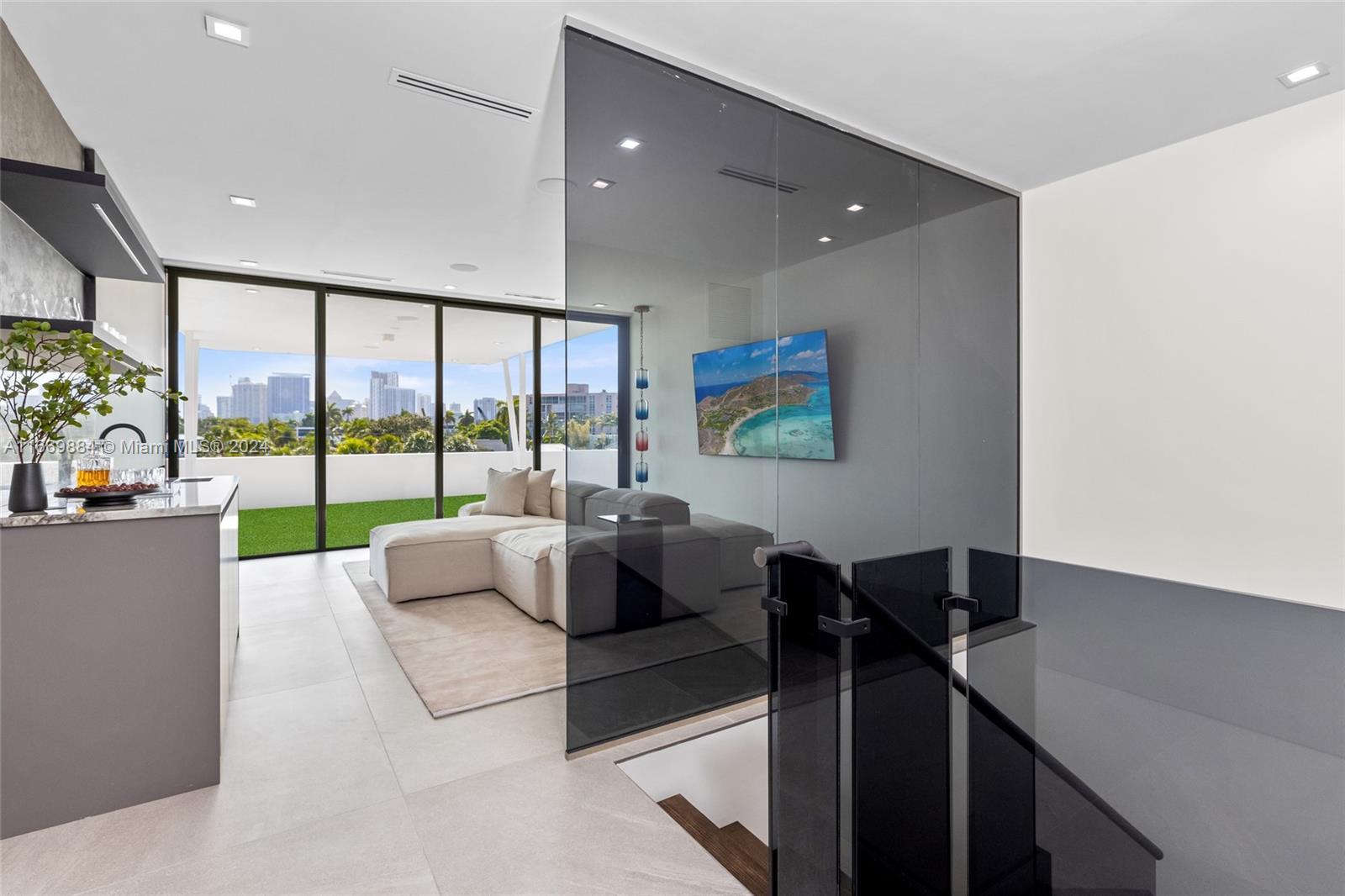Las Olas Isles - Residential