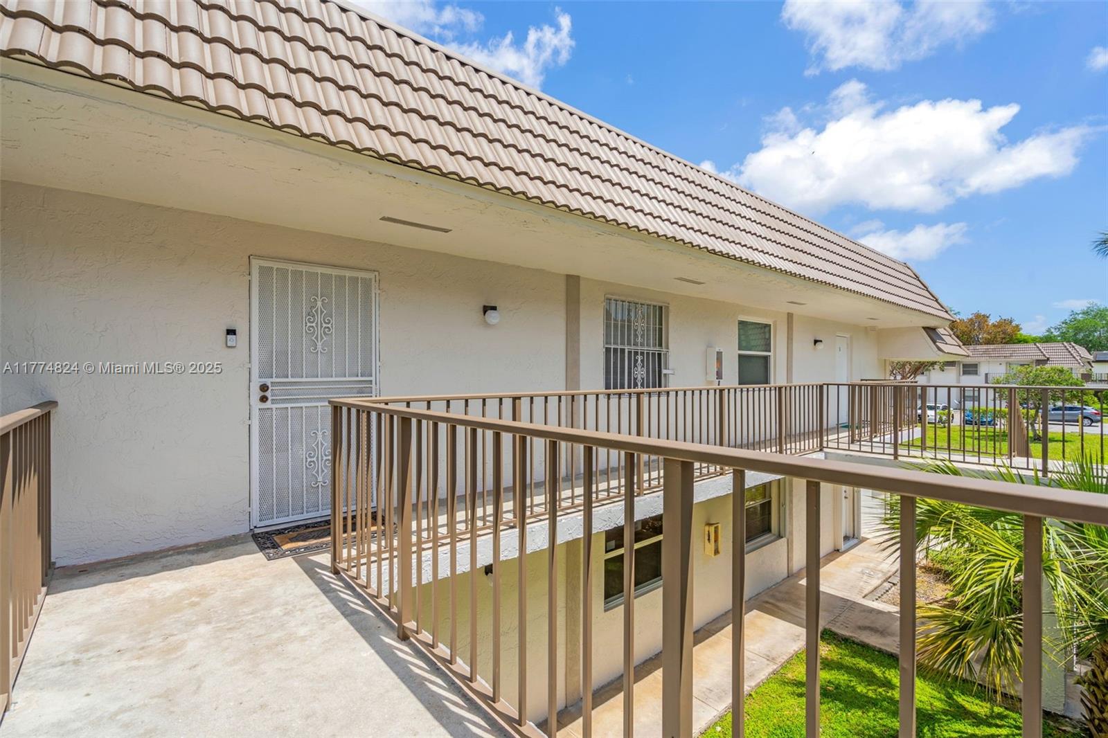 Rental Property at 7051 Sw 129th Ave 8, Miami, Broward County, Florida - Bedrooms: 2 
Bathrooms: 2  - $2,300 MO.