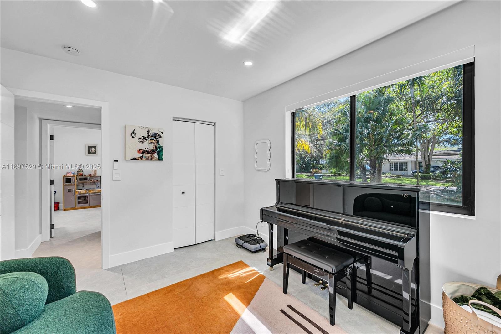 HELENA ESTATES - Residential