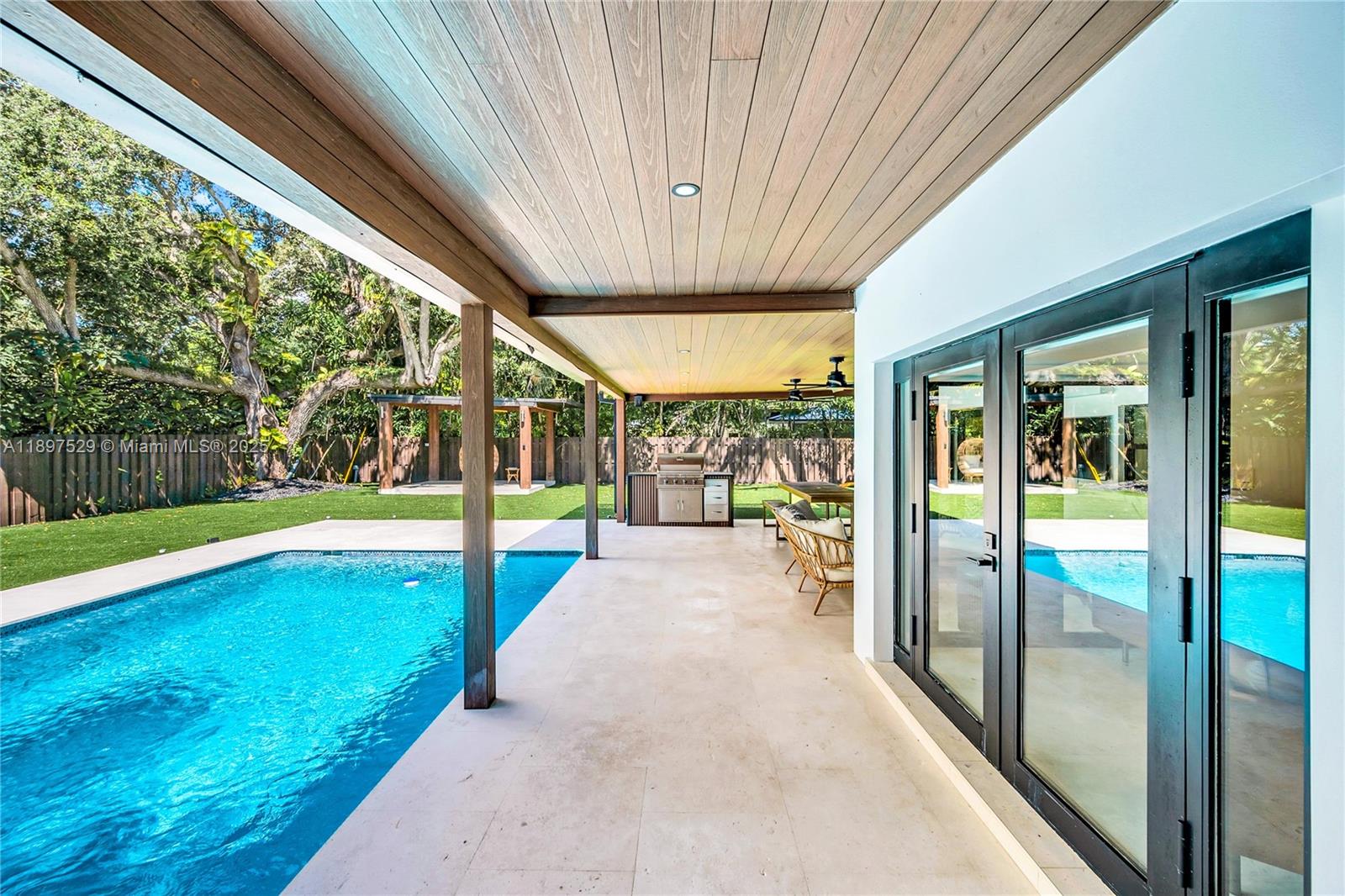 HELENA ESTATES - Residential