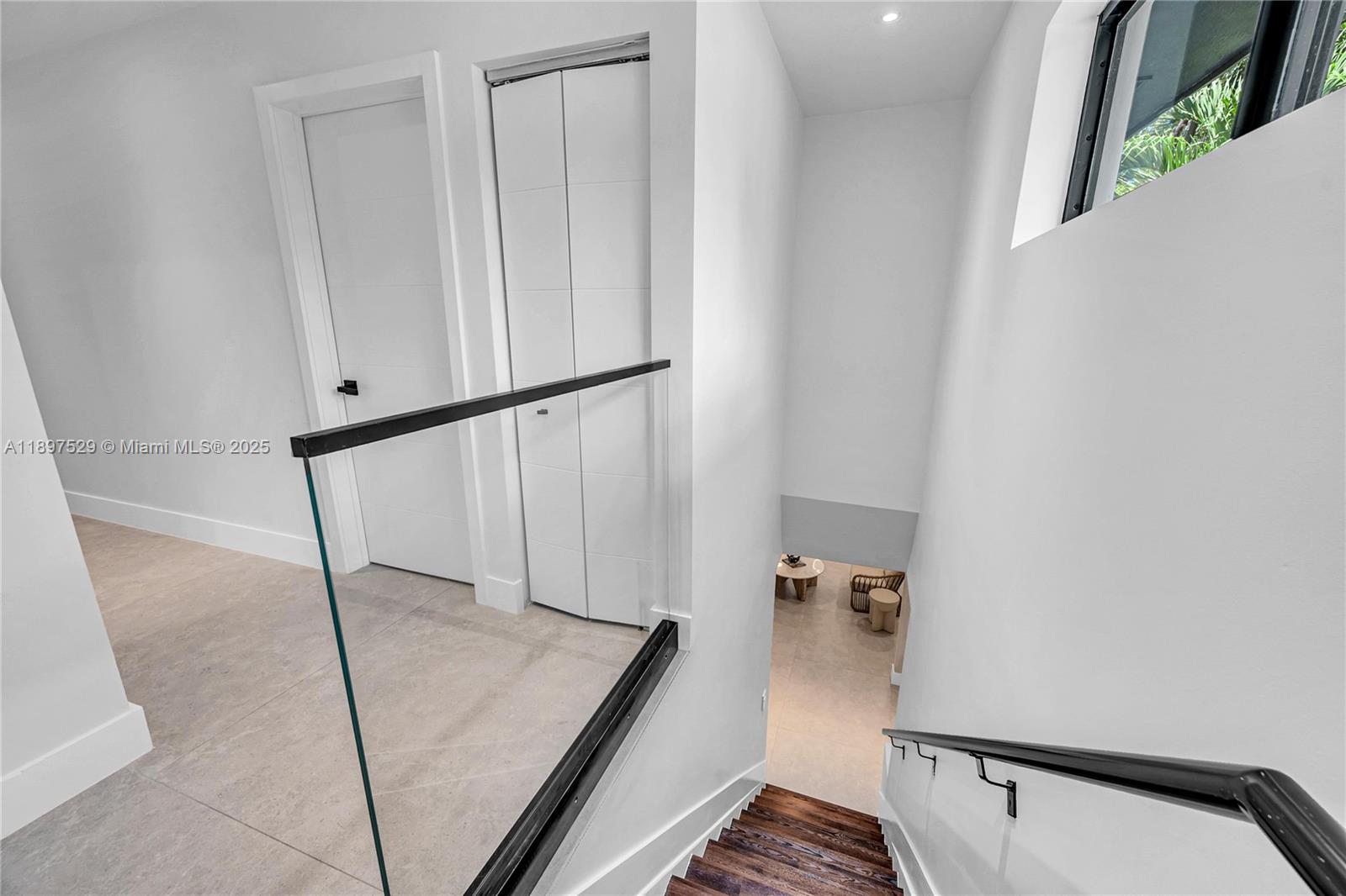 HELENA ESTATES - Residential