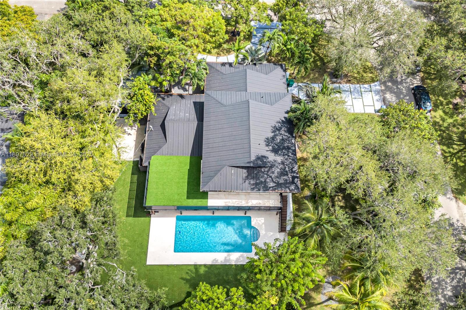 HELENA ESTATES - Residential