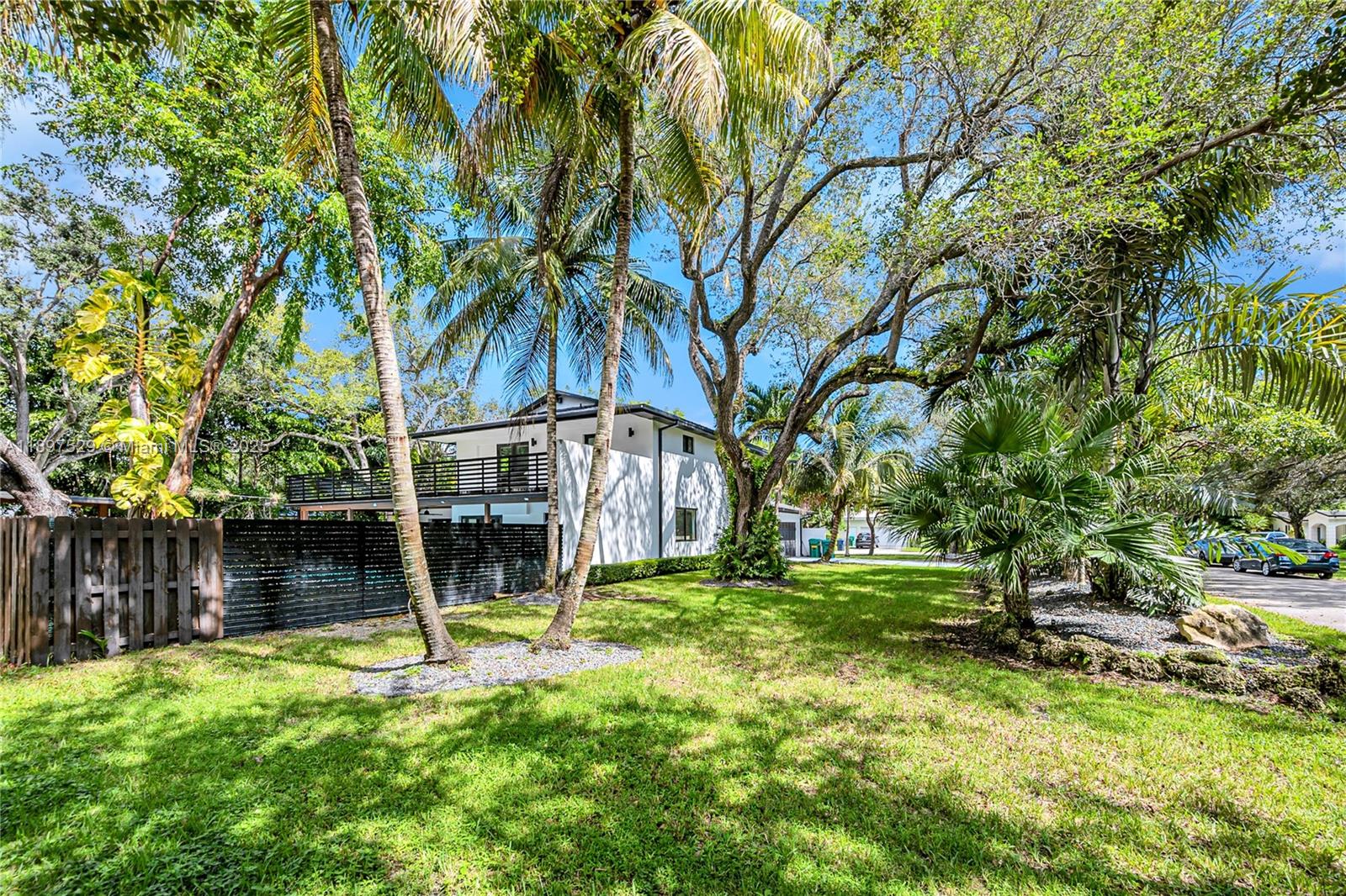 HELENA ESTATES - Residential