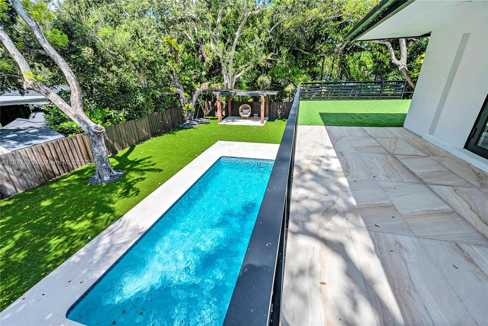 HELENA ESTATES - Residential