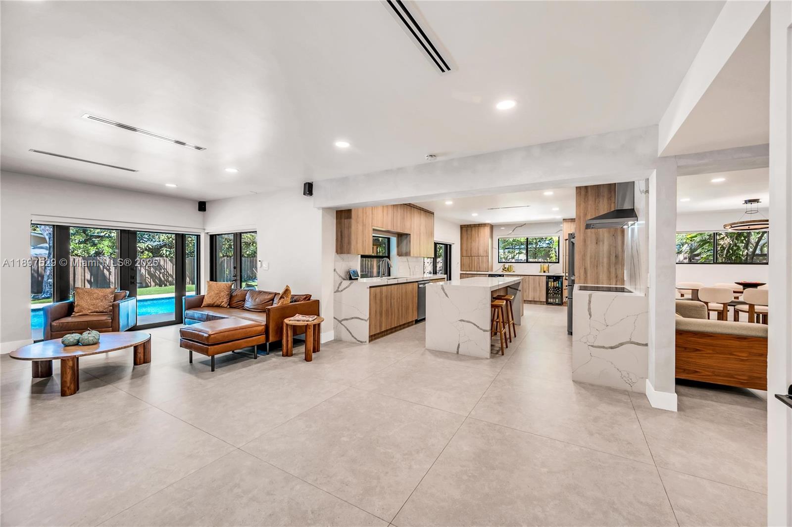 HELENA ESTATES - Residential