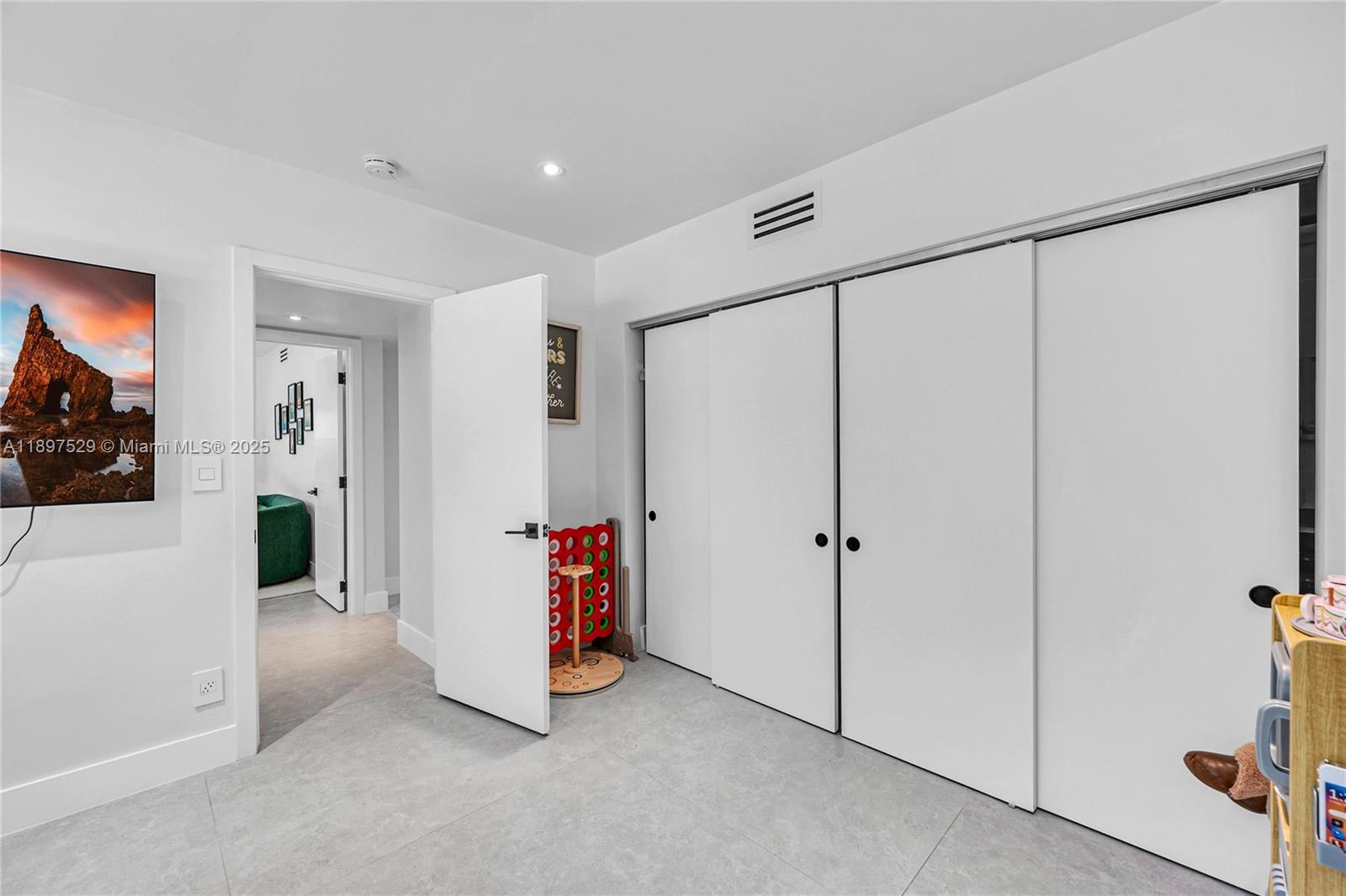 HELENA ESTATES - Residential