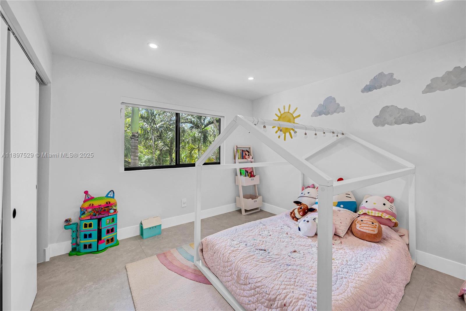 HELENA ESTATES - Residential