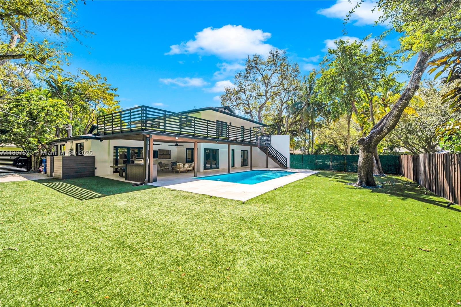 HELENA ESTATES - Residential