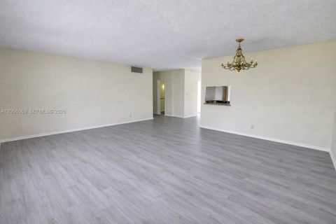 Tiny photo for 1000 NE 14th Ave #210, Hallandale Beach, FL 33009 (MLS # A12006069)