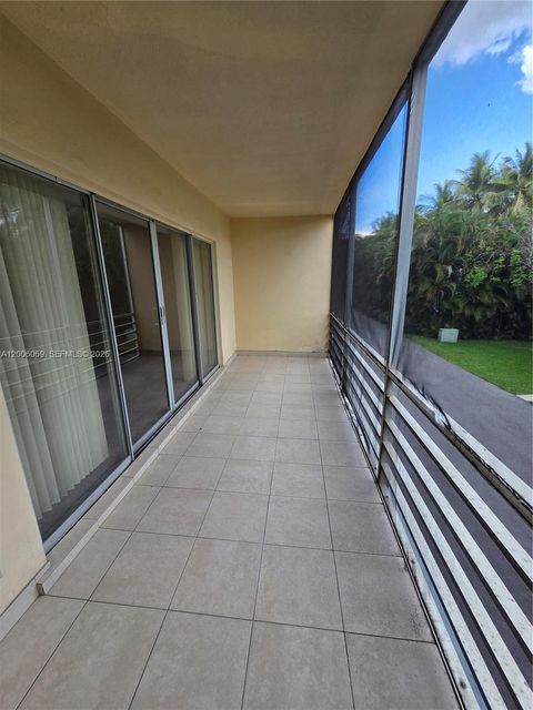 Tiny photo for 1000 NE 14th Ave #210, Hallandale Beach, FL 33009 (MLS # A12006069)