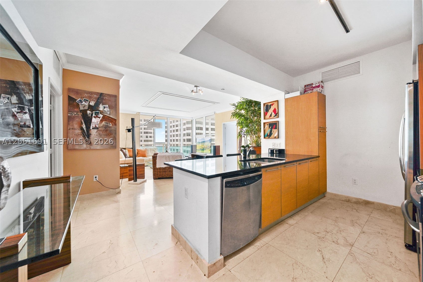 950 Brickell Bay Dr 1211