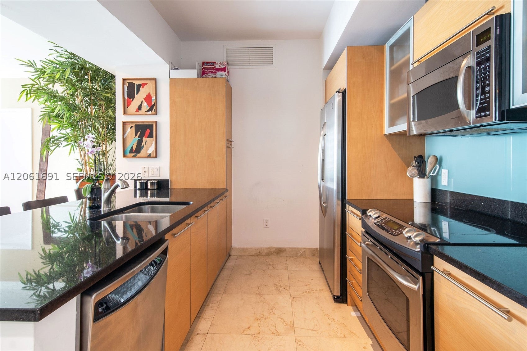 950 Brickell Bay Dr 1211
