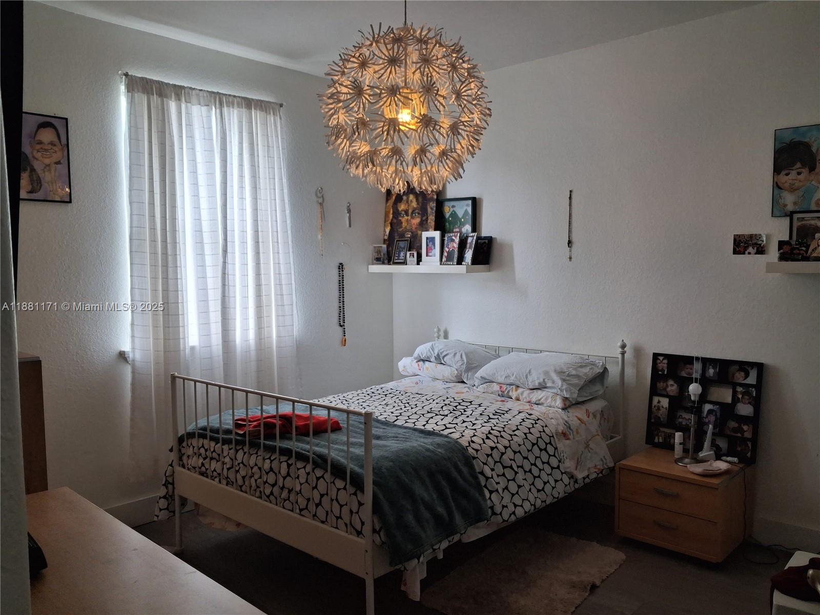 DORAL SOUTHEAST PATIO-HOM - Residential