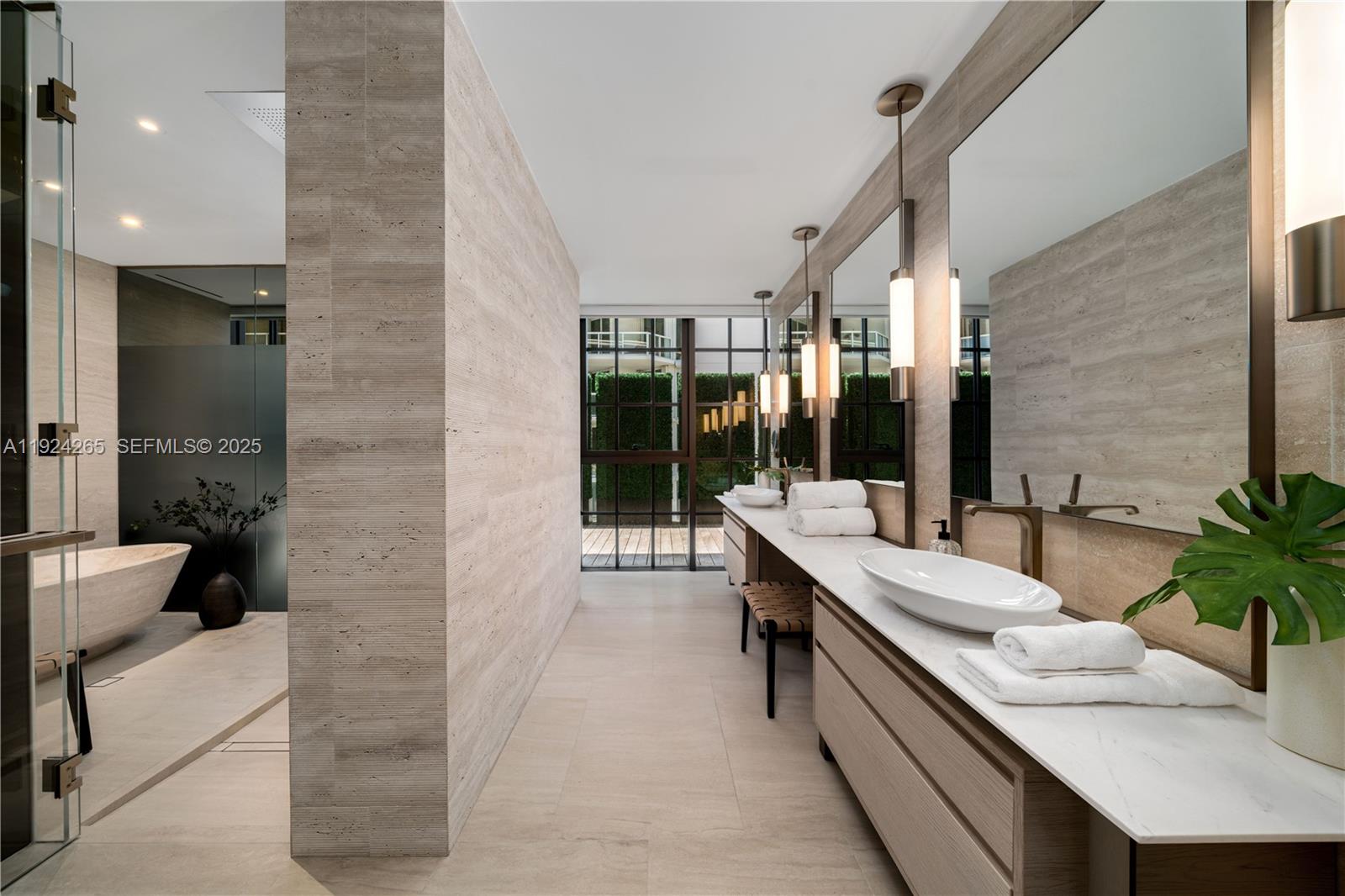 Arte Surfside - Residential