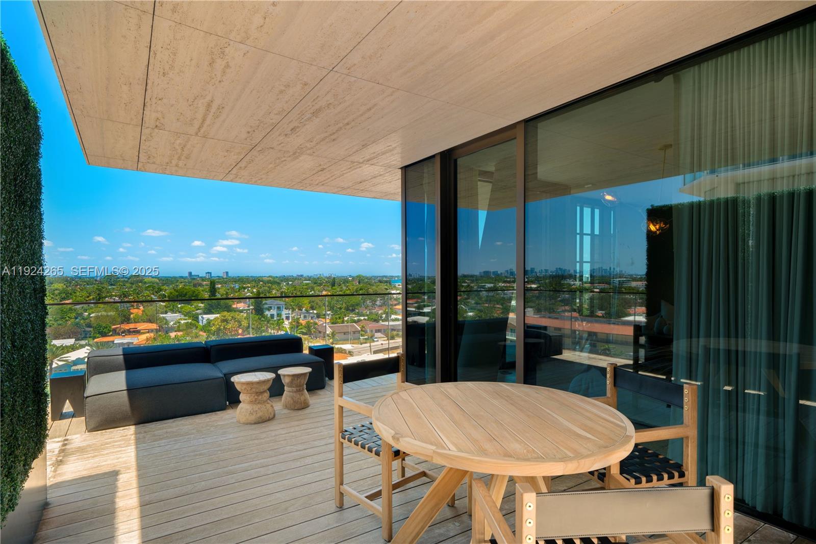 Arte Surfside - Residential