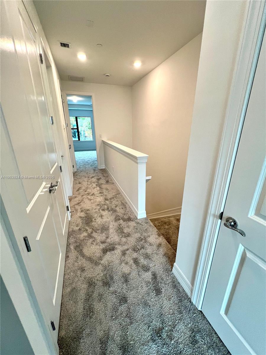 AMERICAN EXPRESS TRACT - Residential Lease